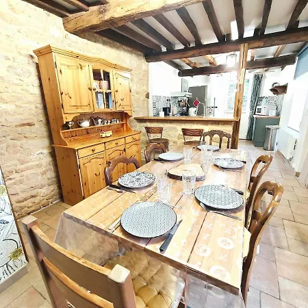 Le Nid Des Hirondelles Avec Borne De Recharge Hébergement de vacances